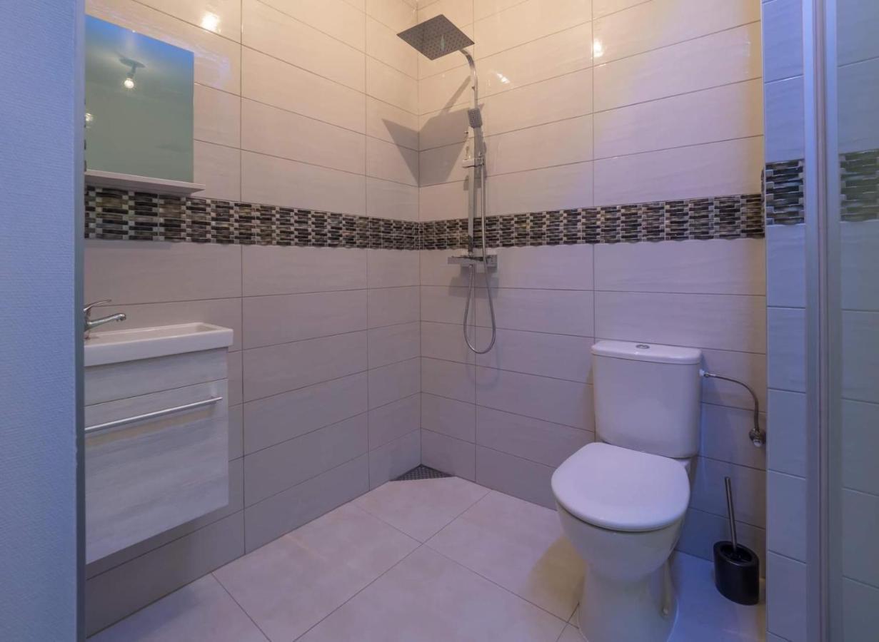 Executive Single Room With En-Suite In Guest House City Centre Luxembourg Ngoại thất bức ảnh