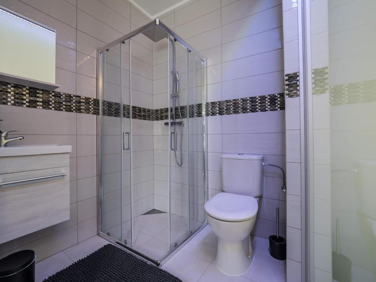 Executive Single Room With En-Suite In Guest House City Centre Luxembourg Ngoại thất bức ảnh