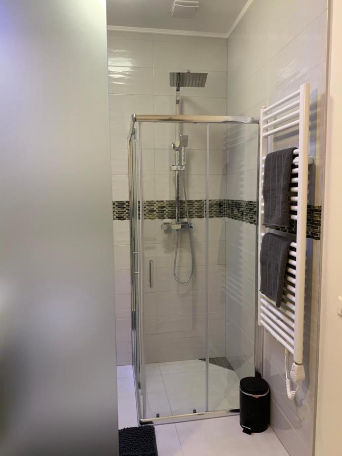 Executive Single Room With En-Suite In Guest House City Centre Luxembourg Ngoại thất bức ảnh